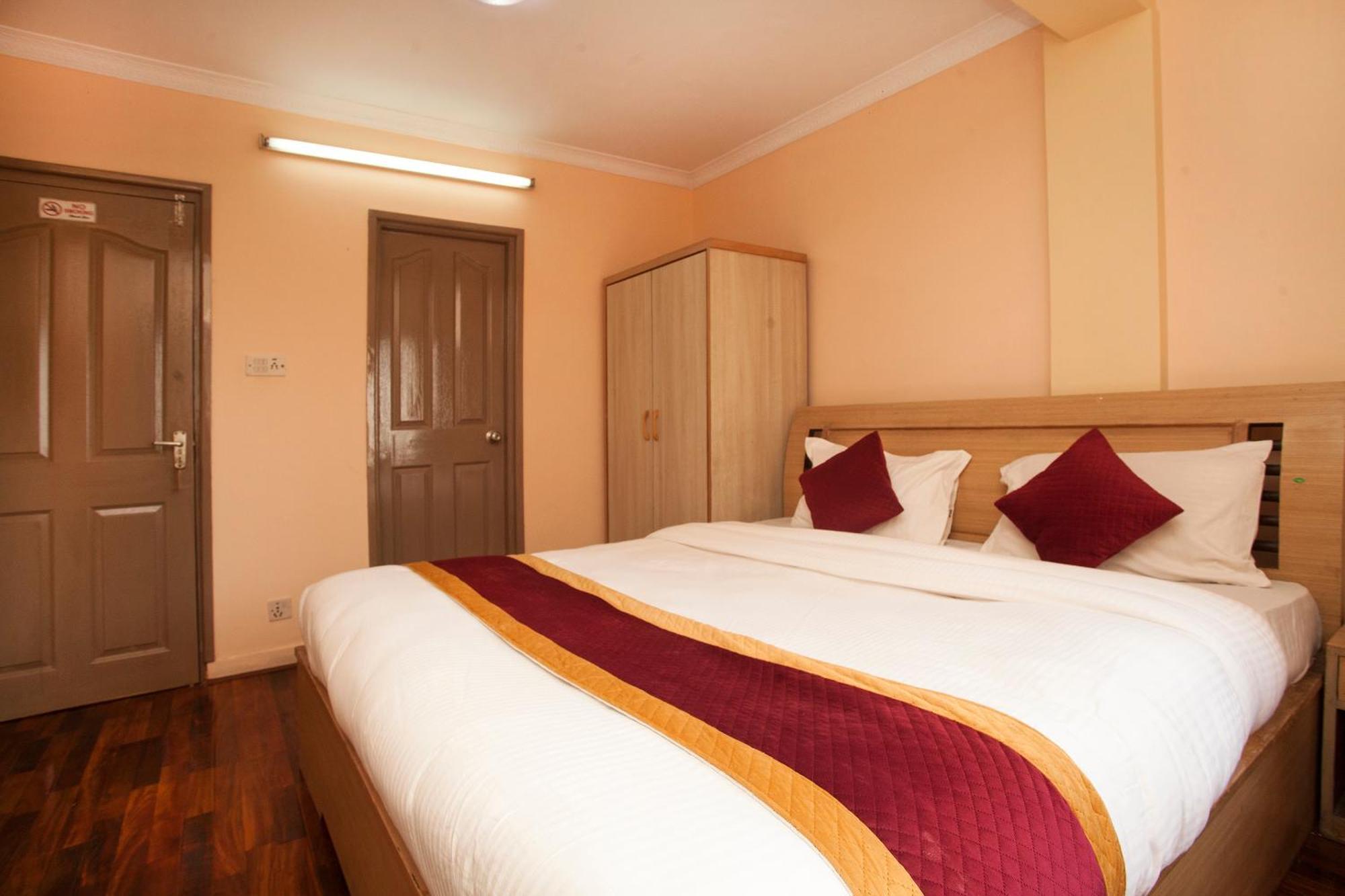 Hotel Mountain Gateway Katmandu Eksteriør billede