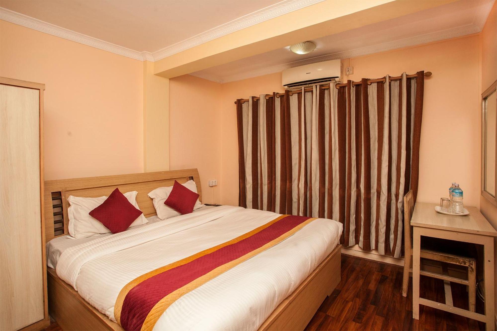 Hotel Mountain Gateway Katmandu Eksteriør billede